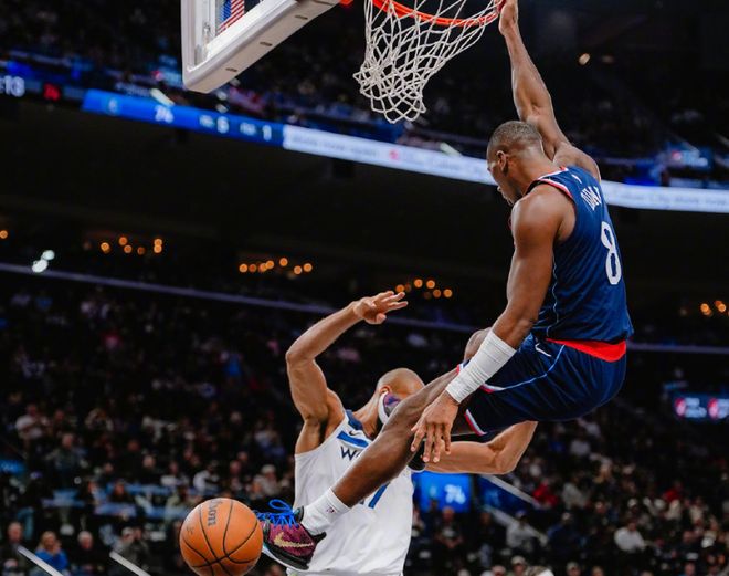 快船大胜森林狼25分 伦纳德45分率队狂飙