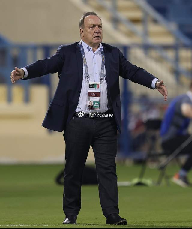 库拉索紧急召回艾德沃卡特 世界杯参赛球队主帅