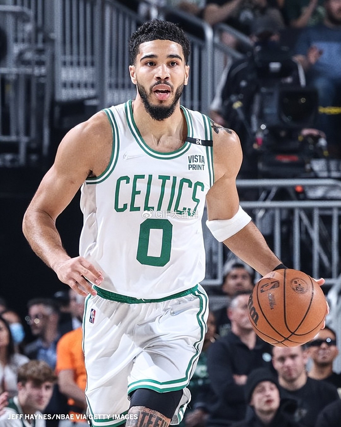 塔图姆32分助凯尔特人锁定季后赛 里程碑成就历