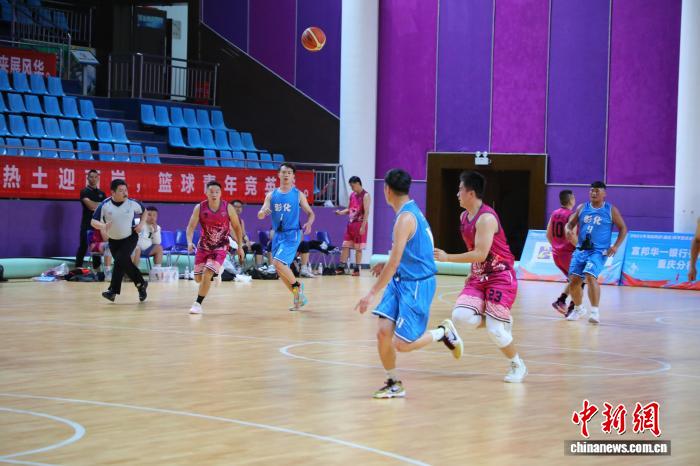 重庆正式开启海峡两岸青年篮球友谊赛：台湾青